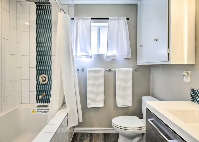 2 Mi To Asu With Private Hot Tub In Apartment Tempe