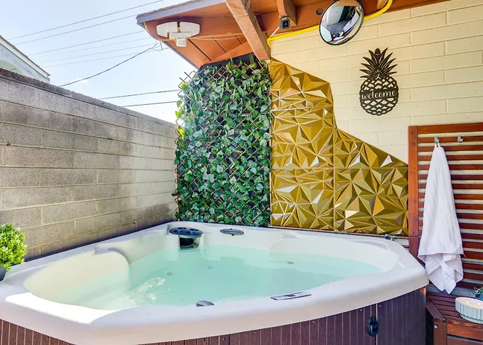 Apartment 2 Mi To Asu With Private Hot Tub In